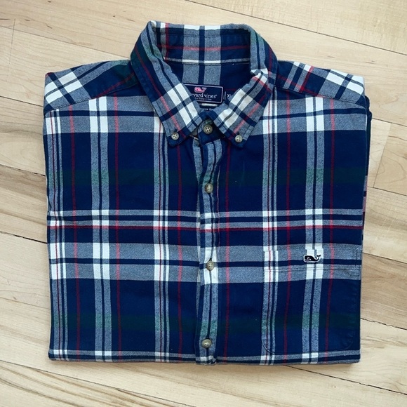 Men’s Vineyard Vines Classic Fit Trucker Shirt​ - Picture 1 of 3